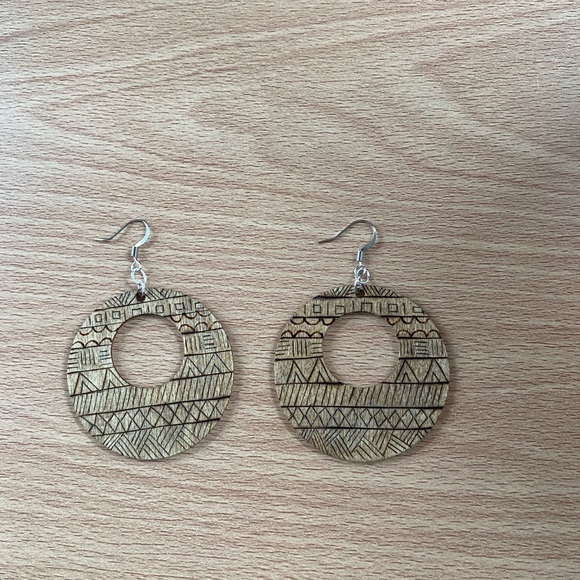 Wood Burned Earrings - Picture 6 of 7